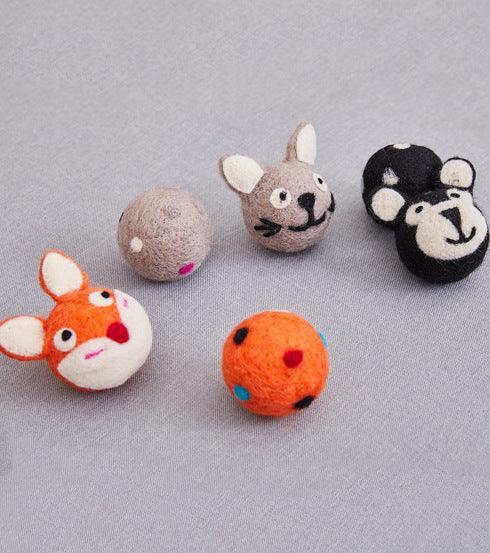 Colorful Interactive Felt Stretch Ball Cat Toy With Bell Sound - Engaging Pet Toy For Playful Cats